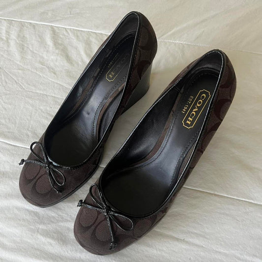 Vintage Monogram Iyana Heels